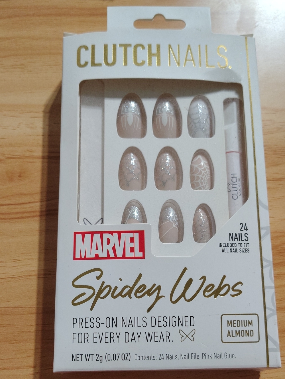 Marvel Spidey Webs Press-On Nails in Pink and Silver